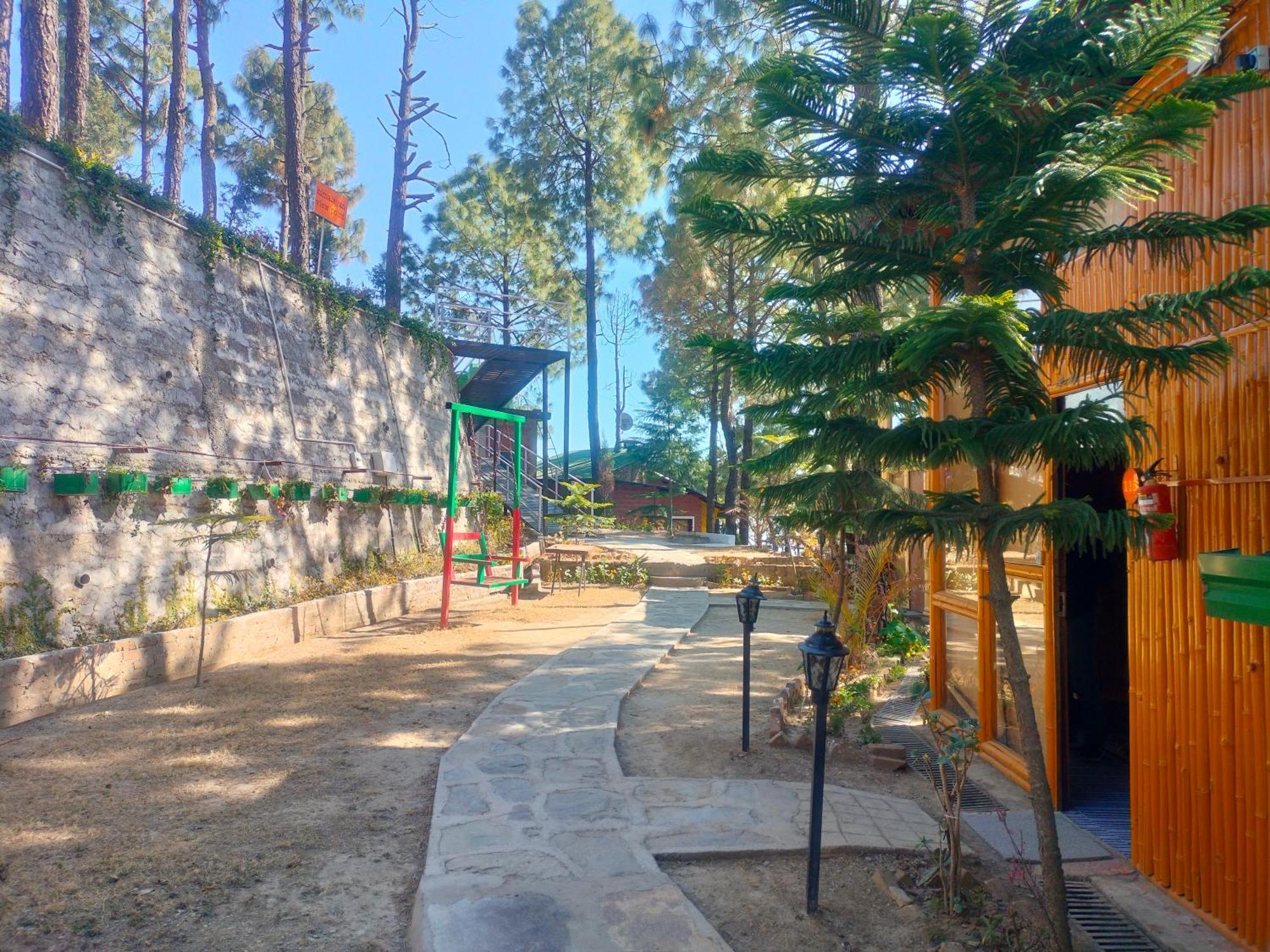 Zone Connect By The Park, Lansdowne Hotel Exterior photo